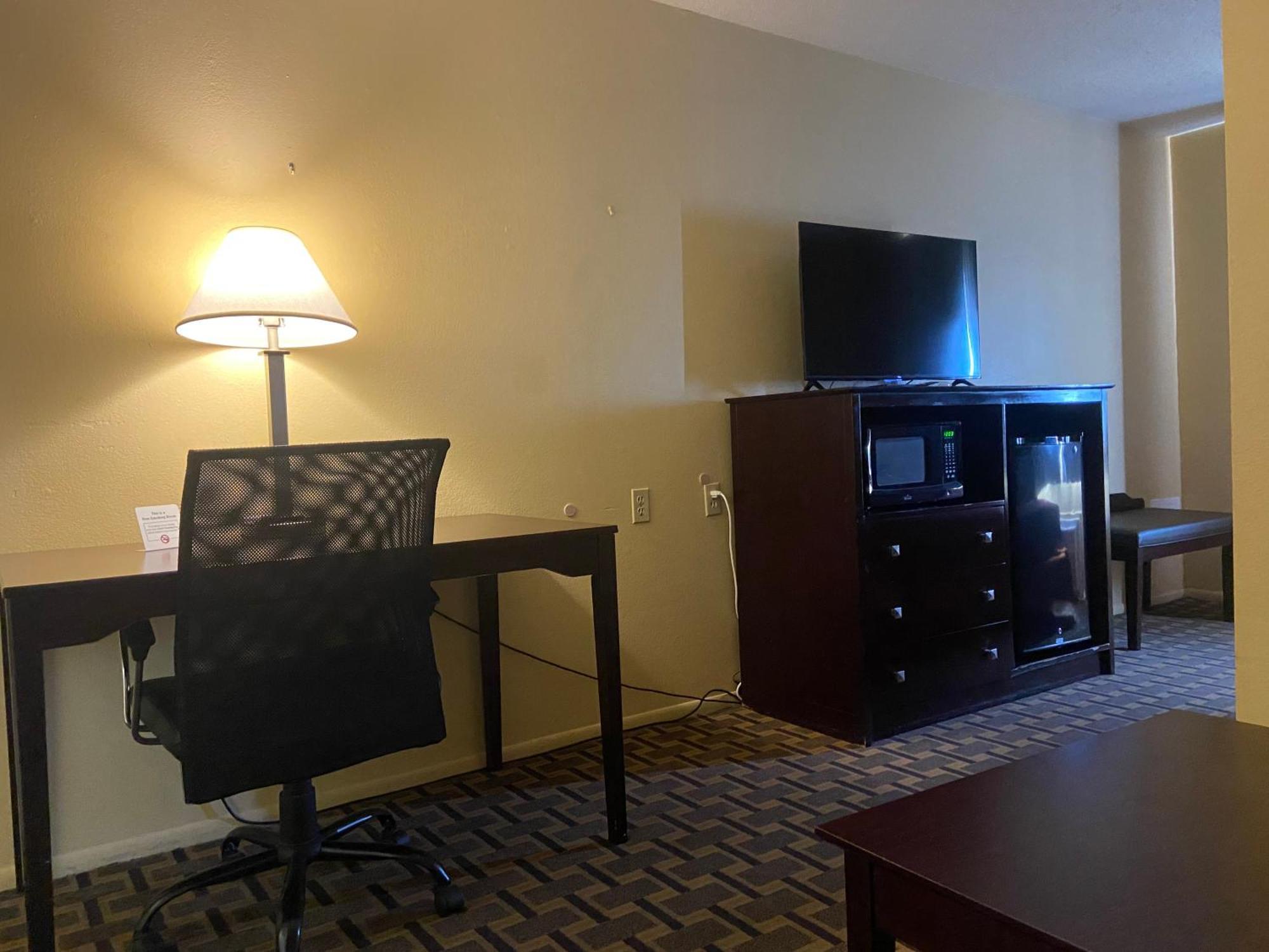 Super 8 By Wyndham Lebanon Hotel Buitenkant foto